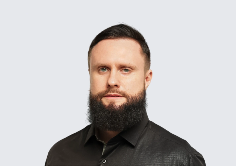 Лектор курсу Кирило Онищенко